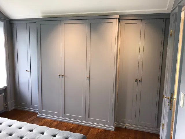 Bilde av garderobe, garderobeskap