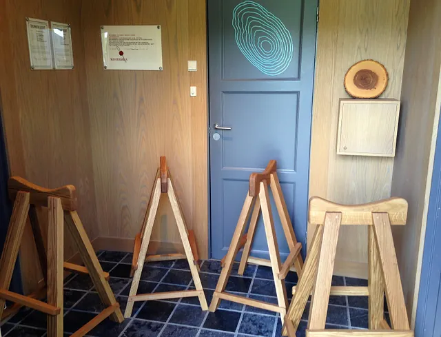 Bilde av butikk- og utstillingsinteriør