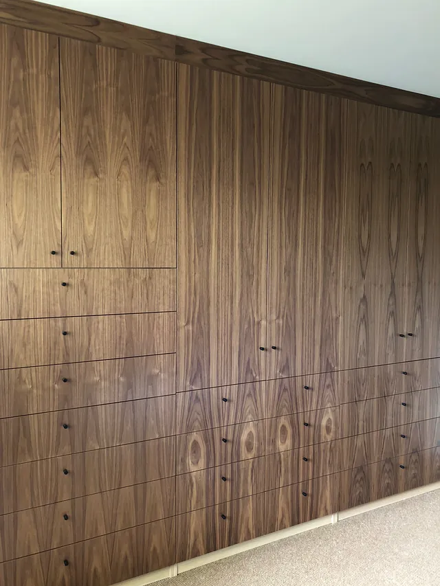 Bilde av garderobe, garderobeskap