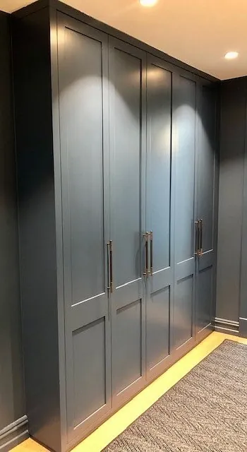 Bilde av garderobe, garderobeskap