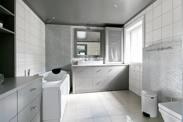 Bilde av interiør på bad