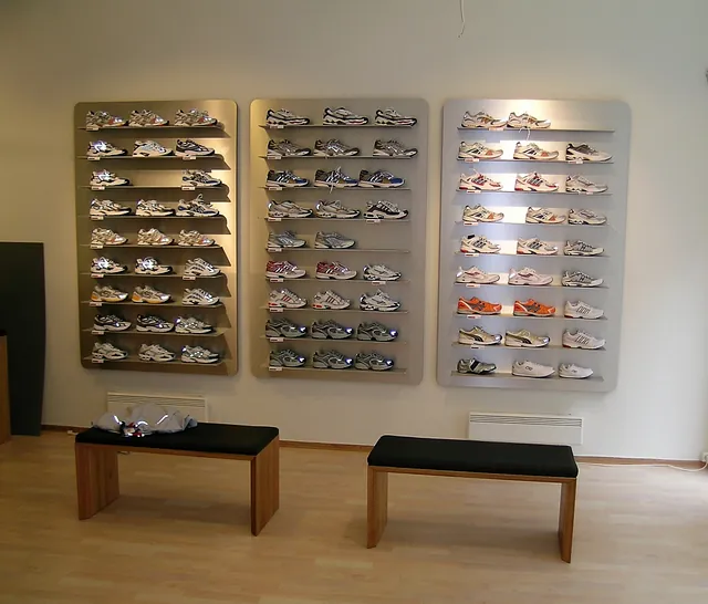 Bilde av butikk- og utstillingsinteriør