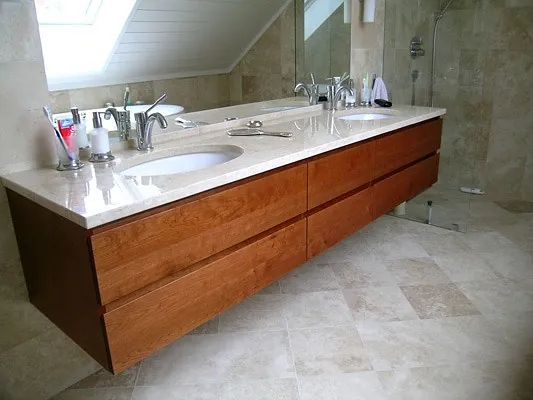 Bilde av interiør på bad