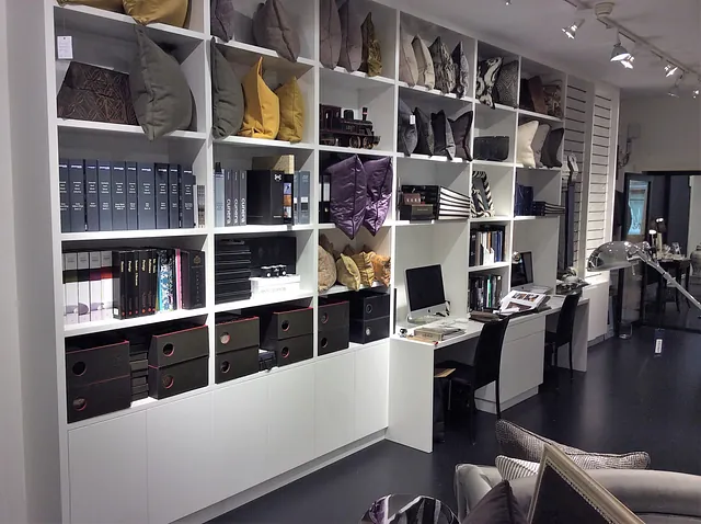 Bilde av butikk- og utstillingsinteriør